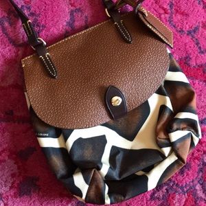 Authentic DOONEY&BOURKE “Giraffe Crossbody”